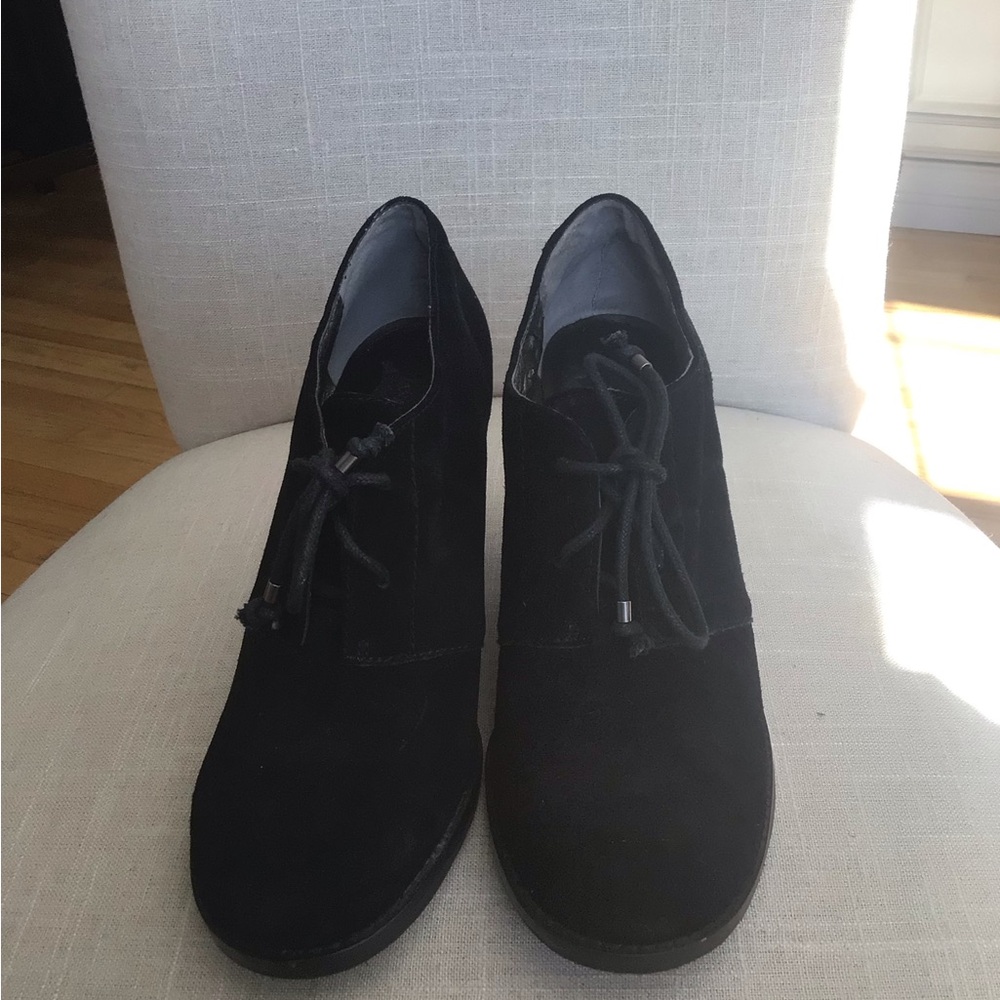 Banana Republic Black Lace Up Boots